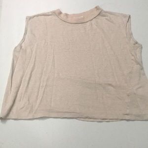 Sleeveless light pink top